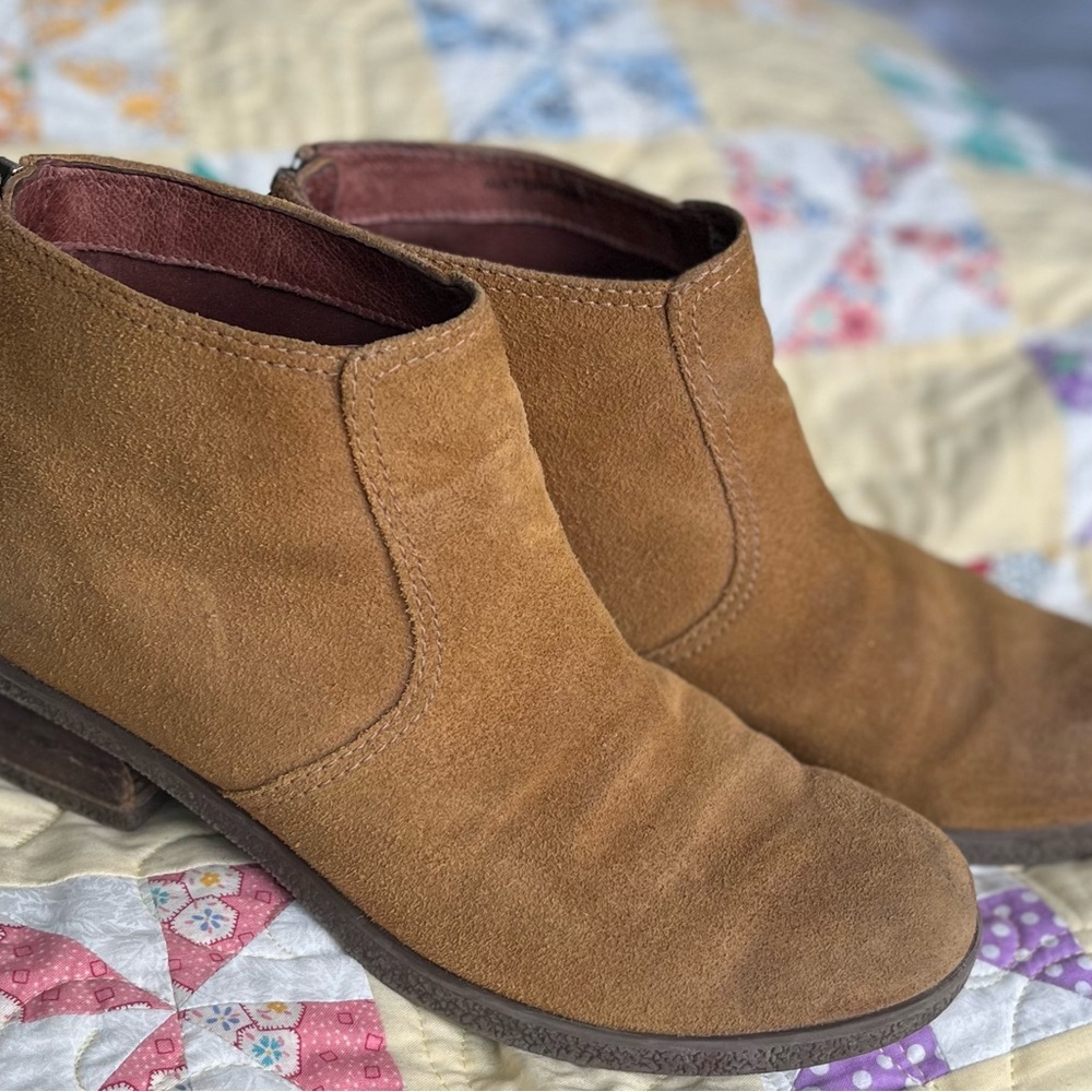 Dansko Brown Ankle Boots women’s size 9